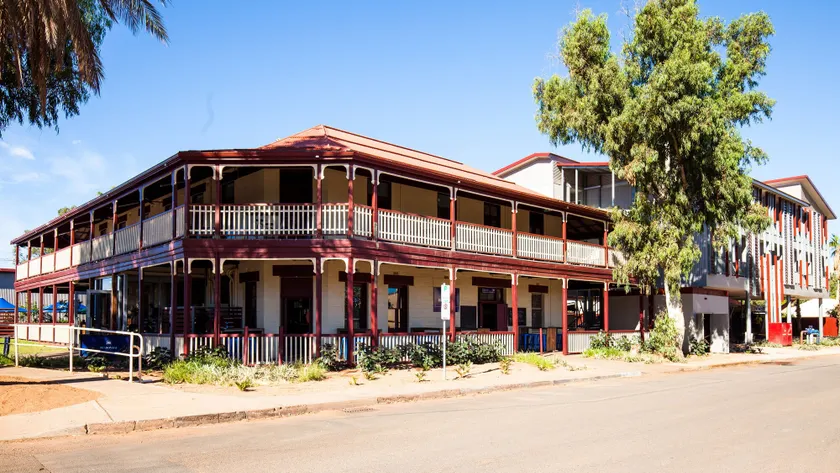 Beadon Bay Hotel - Image 1