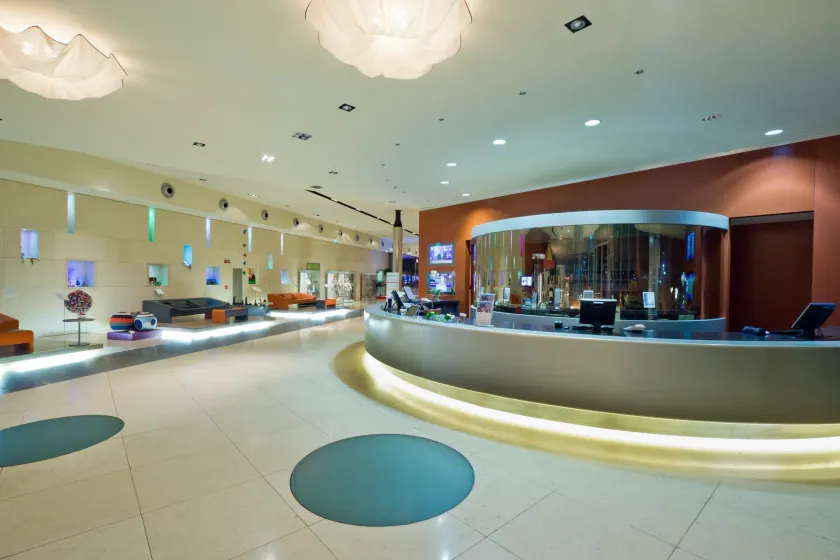 Hotel T - Reception
