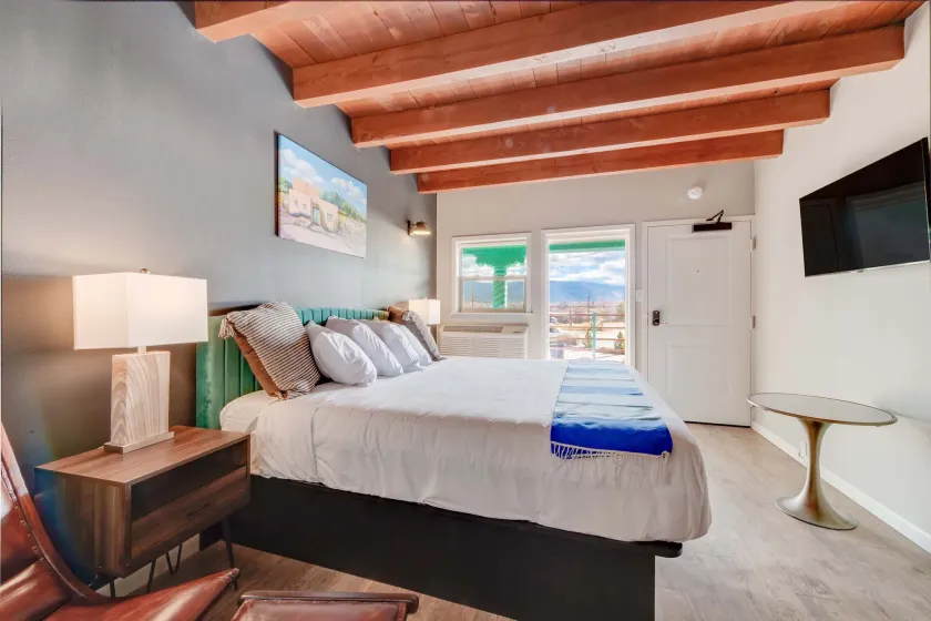 Taos Motor Lodge - Image 1