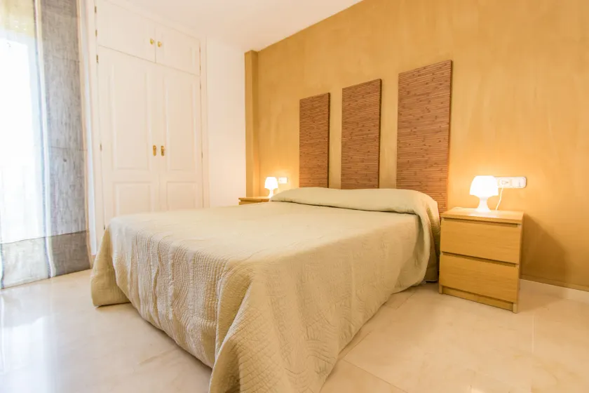 Apartamento Almunia - Image 1