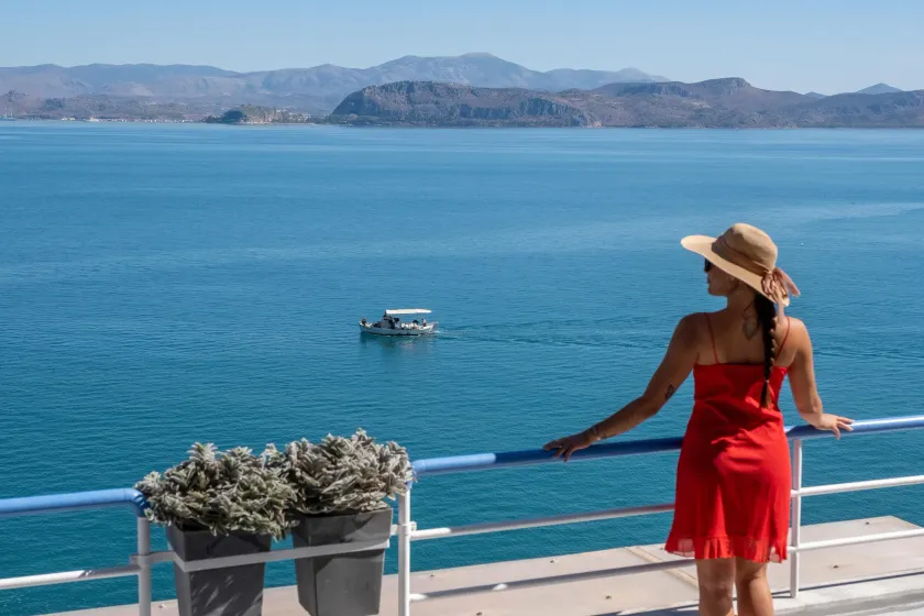Meli Apartments & Villas - Image 1