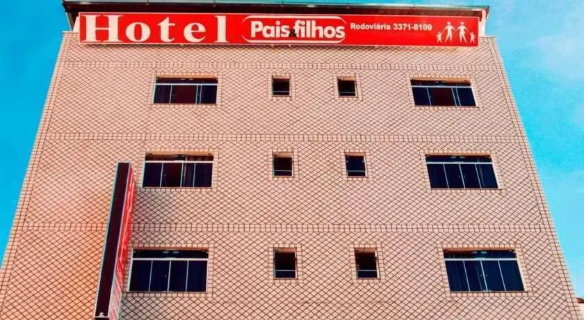Hotel Pais e Filhos - Image 1