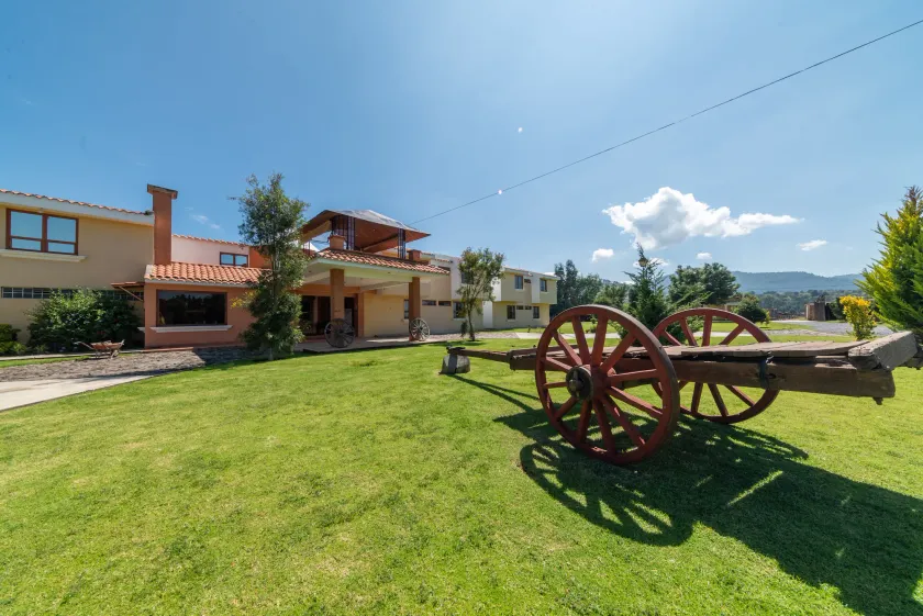 Hacienda Grande Hotel - Image 1