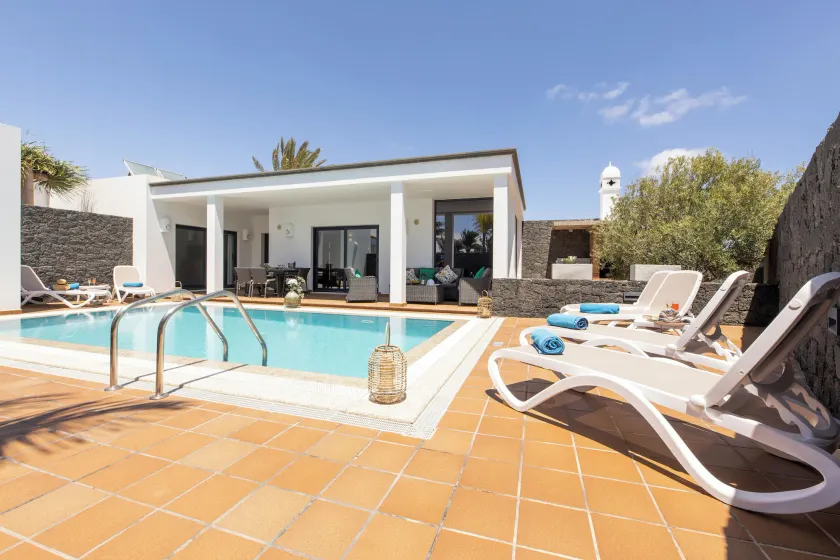 Playas Blanca Pool Private Villas - Image 1