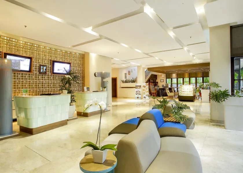 Grand Livio Kuta Hotel - Image 1