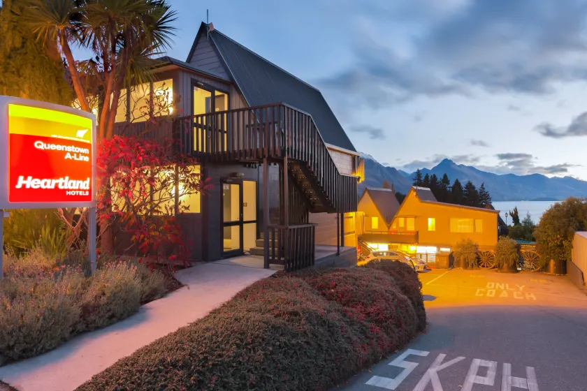 Heartland Hotel Queenstown - Image 1