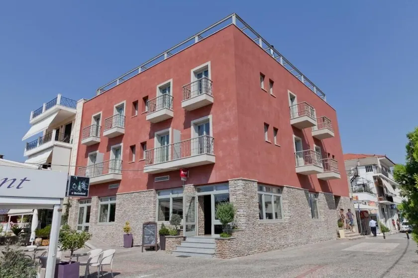 Astros Beach Boutique Hotel - Image 1