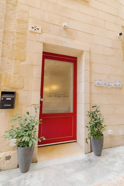 Roel Boutique B&B - Image 1
