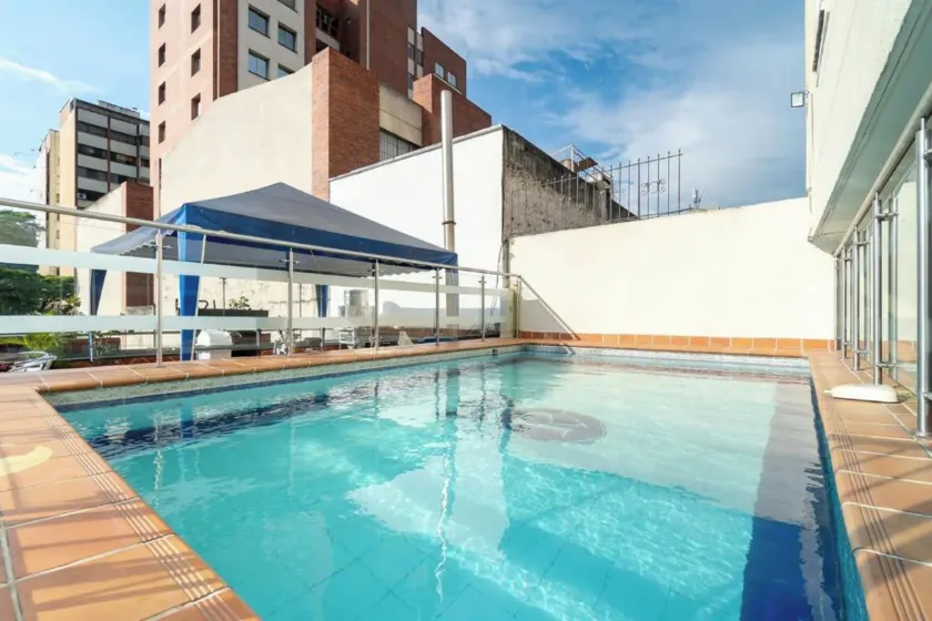 Hotel Plaza Versalles - Image 1
