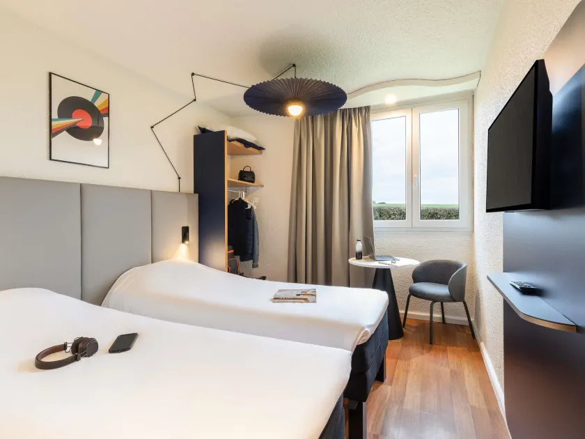 ibis Chalons en Champagne - Image 1