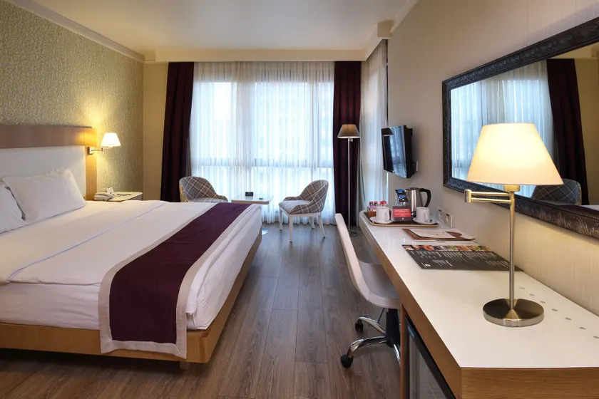 Masel Hotel - Image 1