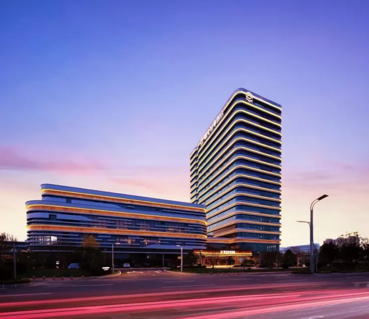 Sunstone Plaza Hotel - Image 1