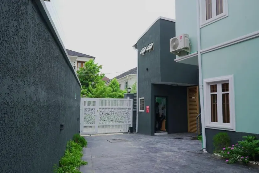 3H Villas Hotel & Luxury Apartment - Image 1