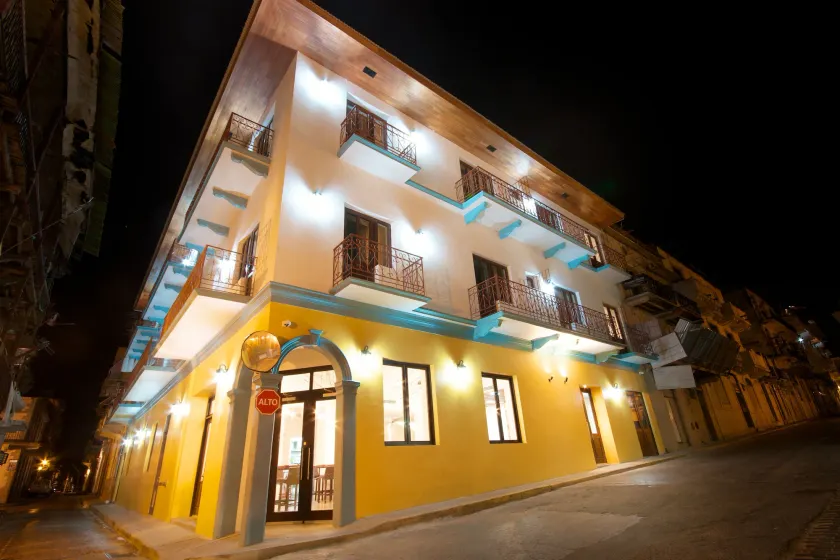 Tántalo Hotel/Kitchen/Roof Bar - Image 1