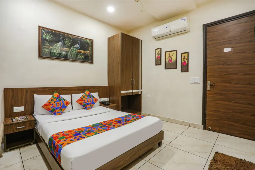 Hotel O CITY HEART - Image 1