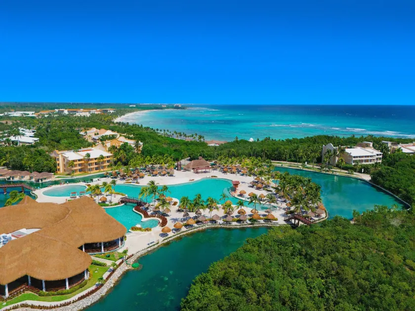 Grand Palladium Select White Sand Resort & Spa - All Inclusive - Image 1