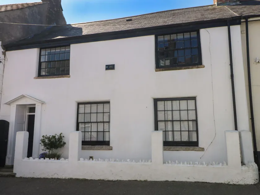 Carew House Cottage - Image 1