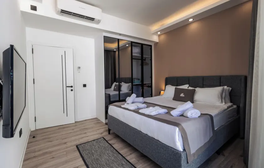 Vista Mare Residences - Room