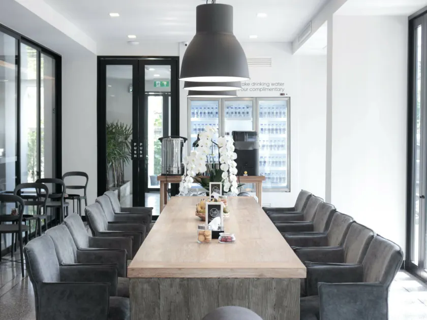 CREW Hotel - Hall