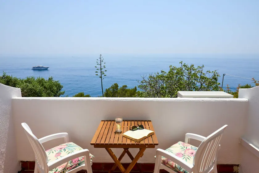 Vista Del Mare - Image 1