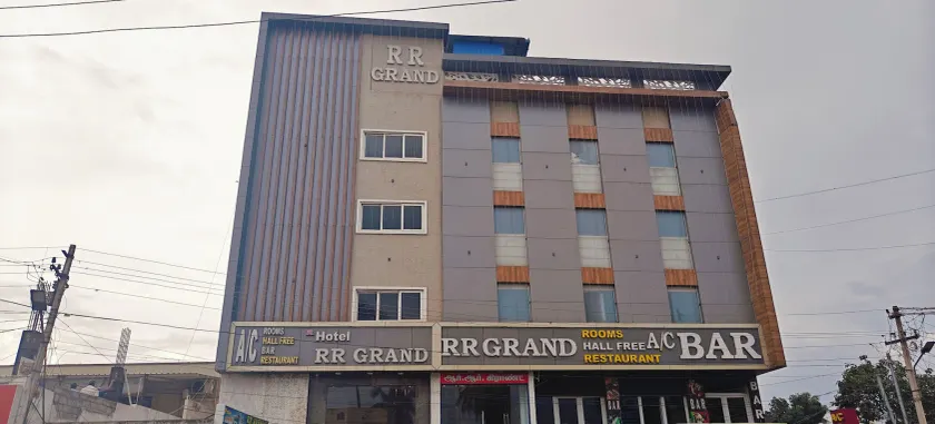 RR Grand Inn - Image 1