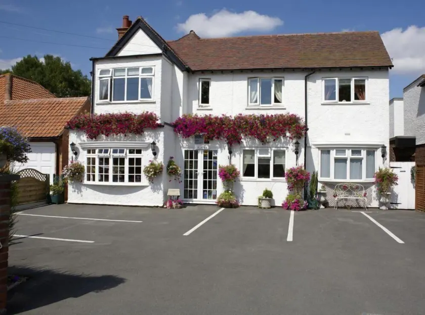 Moonraker House - Image 1