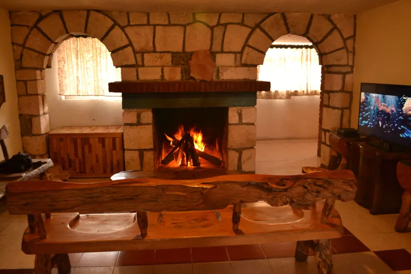 Hotel posada del cobre - Image 1