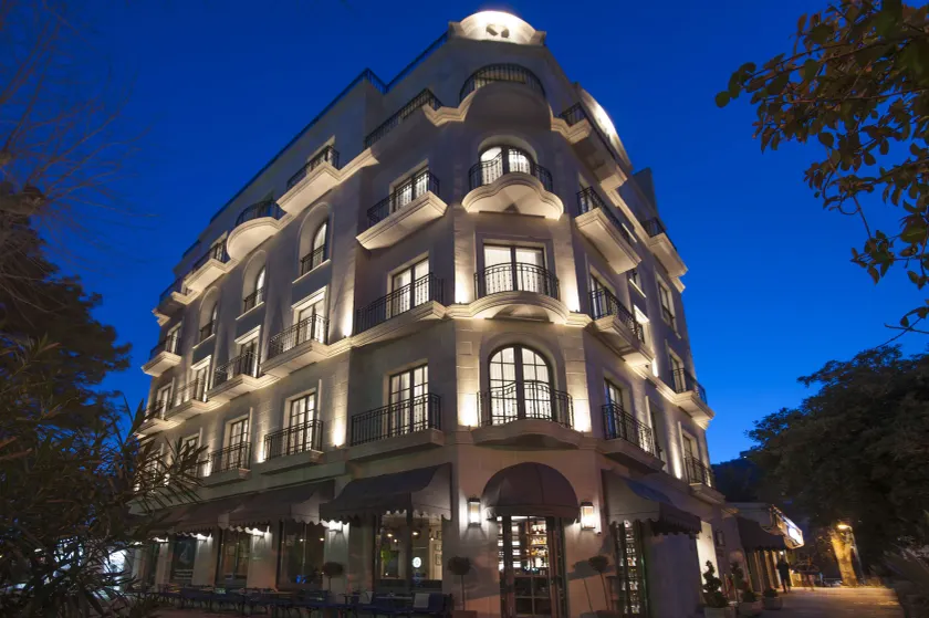 Hotel Majestic - Image 1