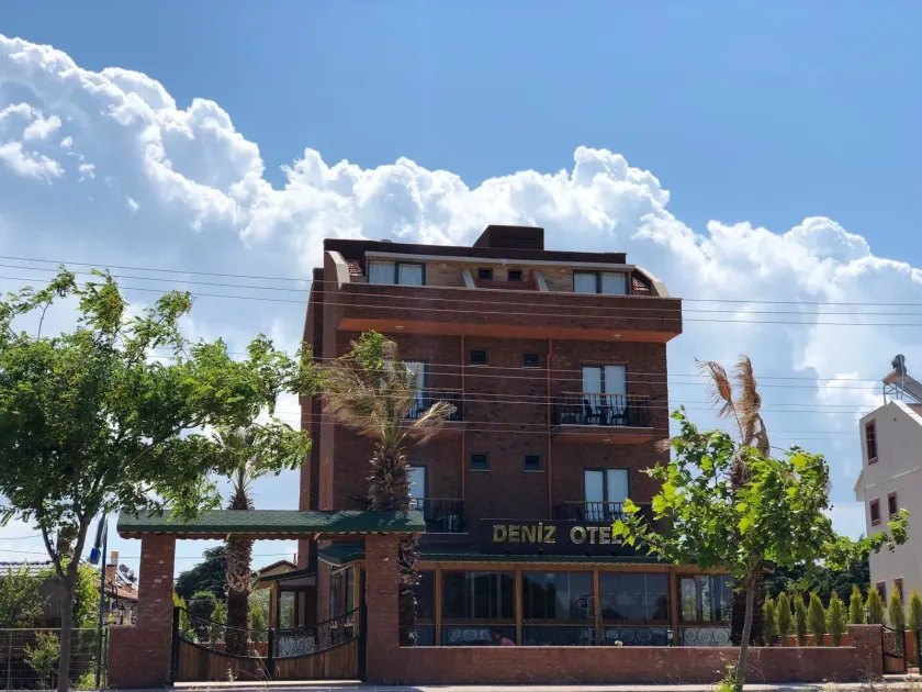 Deniz Otel - Image 1