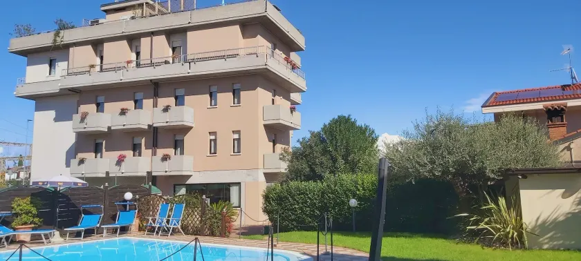 Albergo Al Cacciatore - Image 1