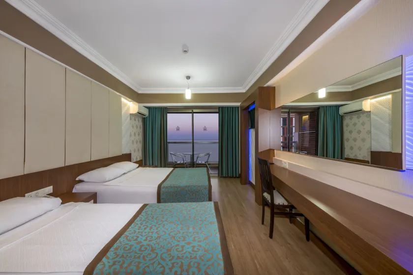 Tac Premier Hotel & Spa - Image 1