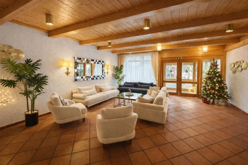 Hotel Aqua - Image 1