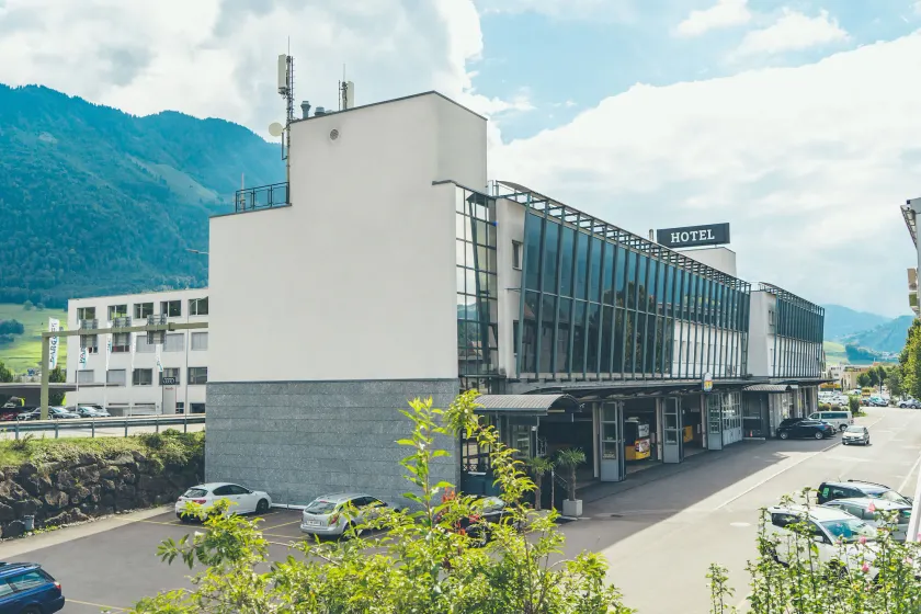 Tailormade Hotel STANS SÜD - Image 1