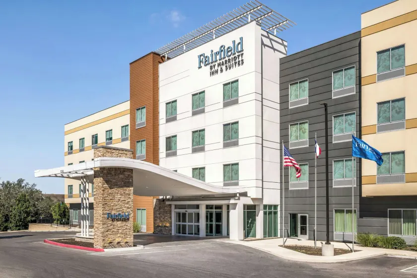 Fairfield by Marriott Inn & Suites San Antonio Medical Center - Image 1