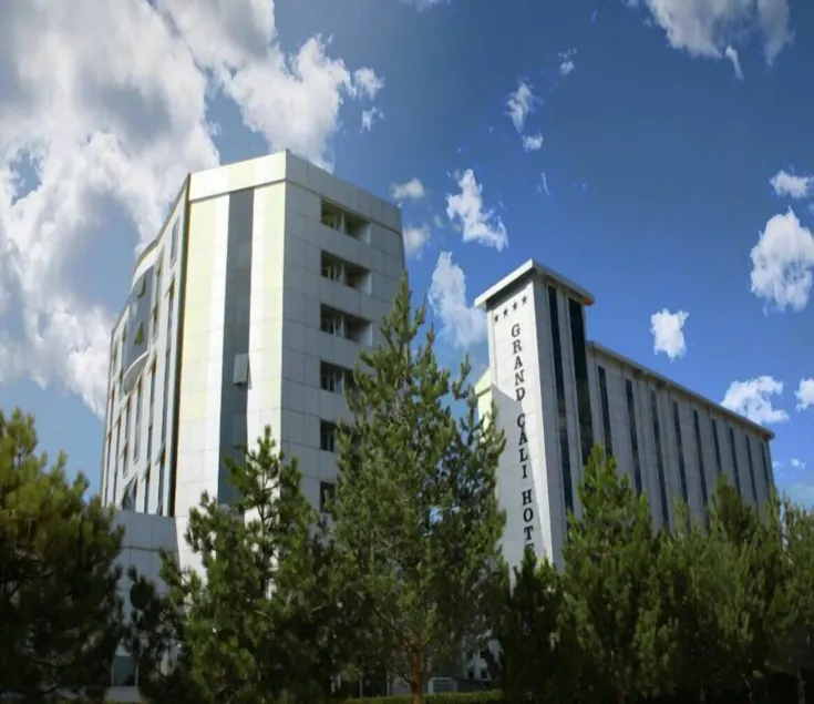 Grand Cali Hotel - Image 1