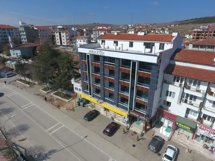 Merkür Hotel - Image 1
