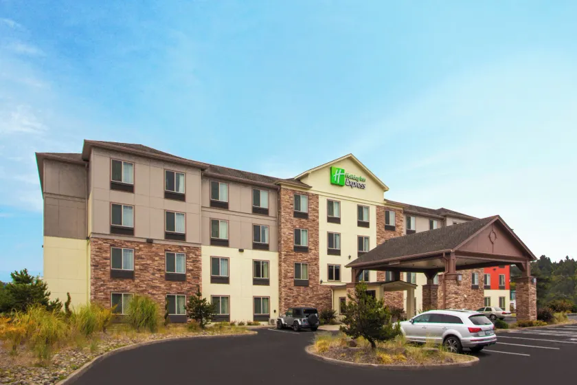 Holiday Inn Express Newport by IHG - Image 1