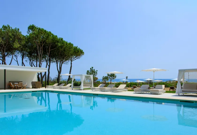 Bellevue Hotel & Resort - Image 1
