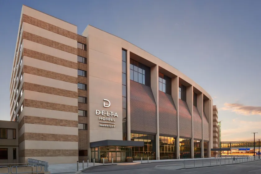 Delta Hotels Calgary Airport In-Terminal - Image 1