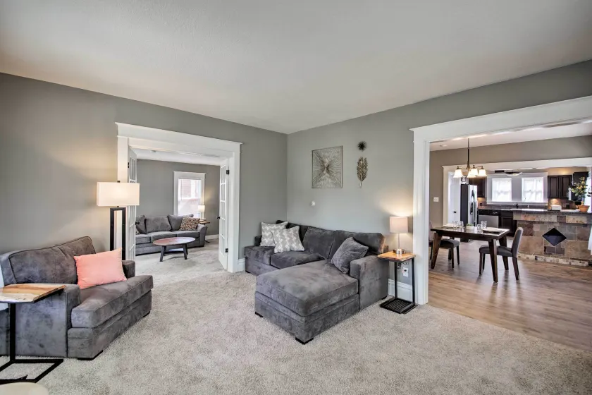 Lakeside Garden Home - 1 Mile to Main Street! - Image 1