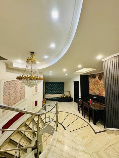 Hotel Dayal Regency, Sushant Lok sector 29, Near Fortis Hospital - Room