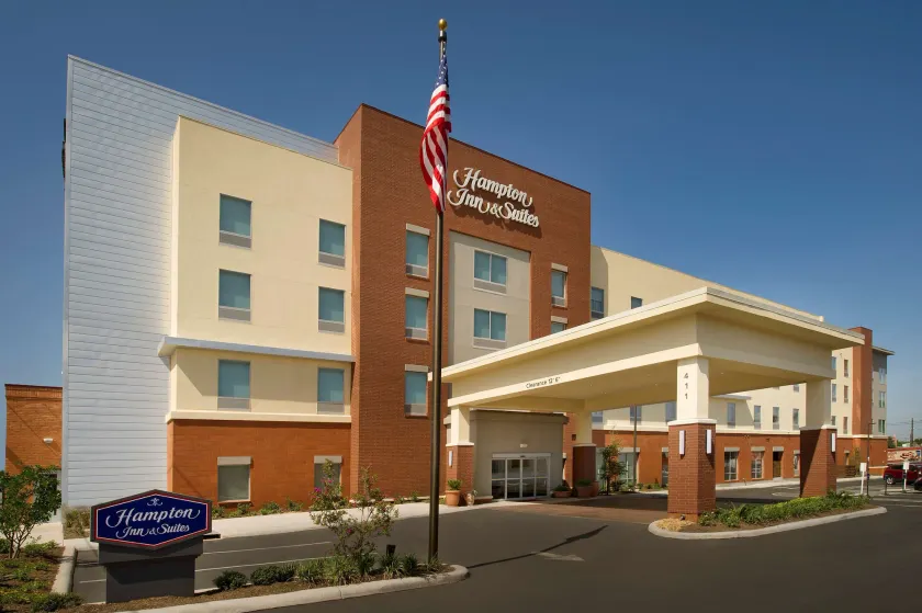Hampton Inn & Suites San Antonio-Downtown/Market Square - Image 1