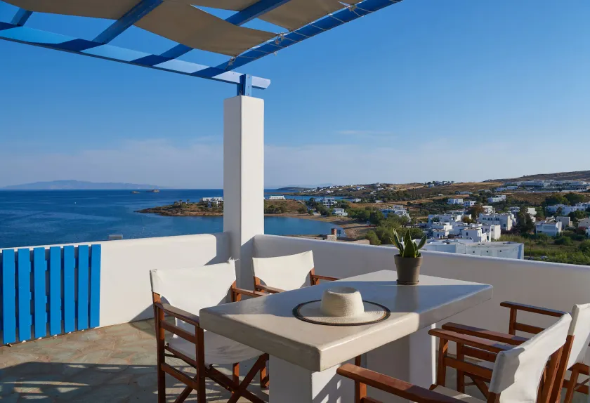 Cleopatra Seaside Homes, Logaras, Paros - Image 1