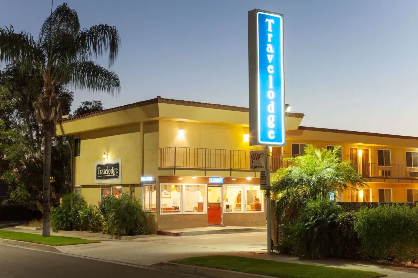 Travelodge by Wyndham Brea - Image 1