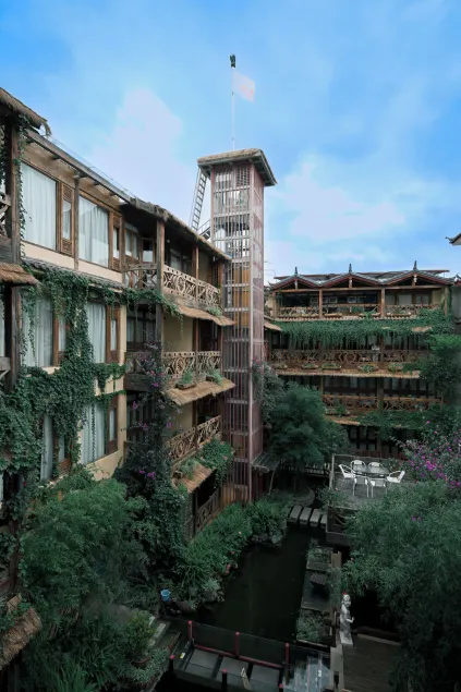Old Story Inn Lijiang Old Town - Image 1