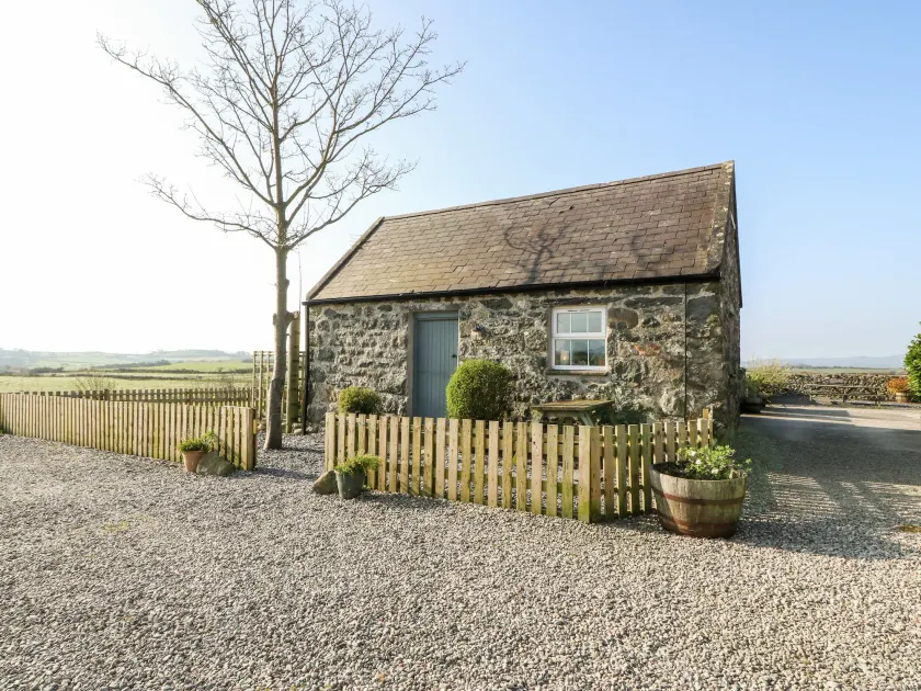 Bwthyn Celyn - Image 1
