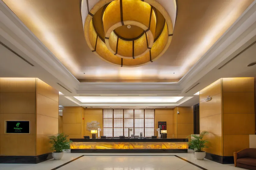 Holiday Inn & Suites Manila Galleria by IHG - Vestíbulo