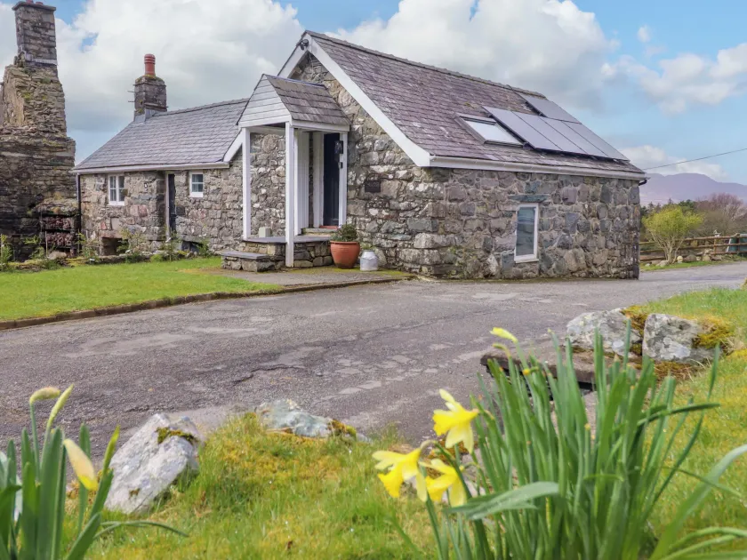 The Lodge House at Rhiw Goch Inn - Image 1