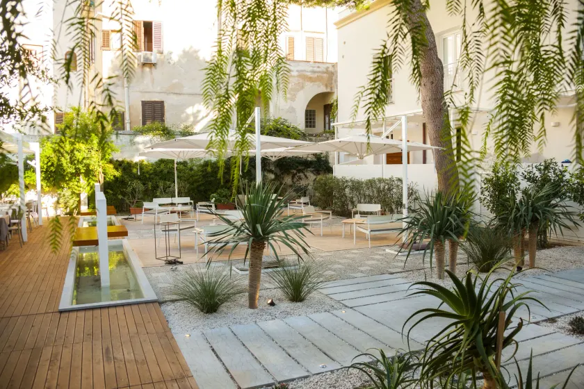 Aegusa Hotel - Image 1