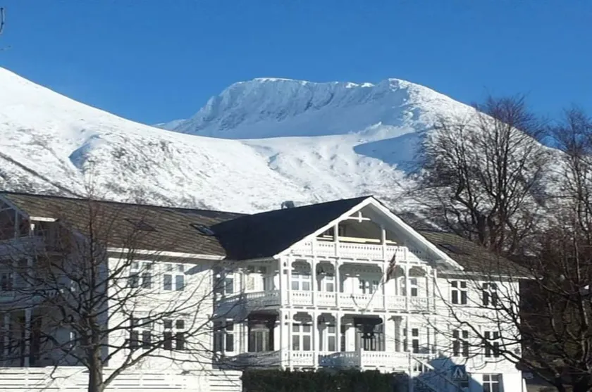 Rosendal Turisthotell - Image 1